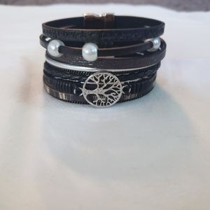 Braclet